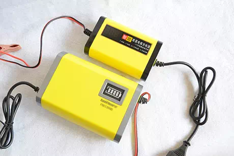 Perbedaan charger aki 12v 2 Ampere dengan 6 ampere